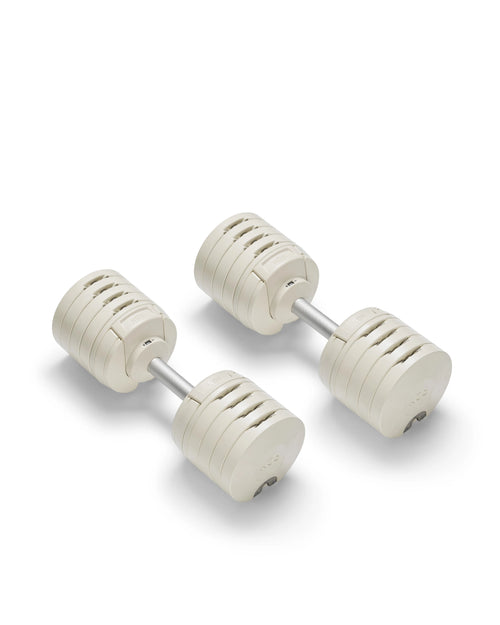 NÜOBELL S 240 adjustable dumbbell in Sand color – compact, versatile dumbbell designed for space-saving strength training at home, featuring a modern Swedish design.
