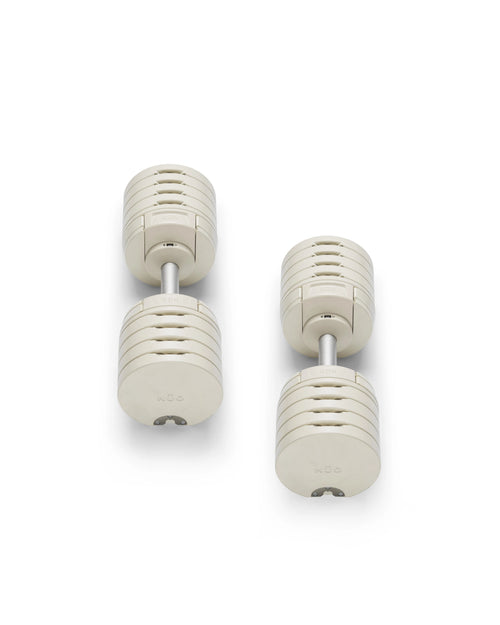 NÜOBELL S 240 adjustable dumbbell in Sand color – compact, versatile dumbbell designed for space-saving strength training at home, featuring a modern Swedish design.